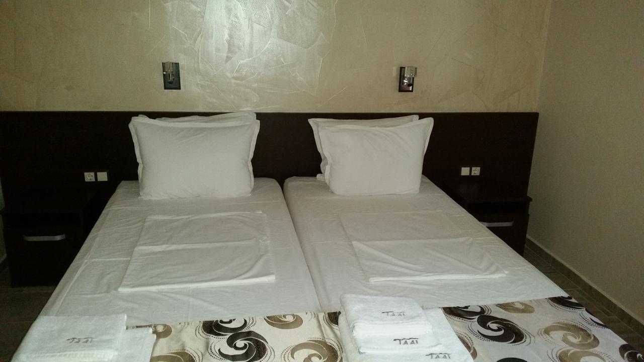Taai Hotel โซโซโปล ภายนอก รูปภาพ